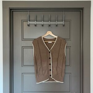 Sweater Vest